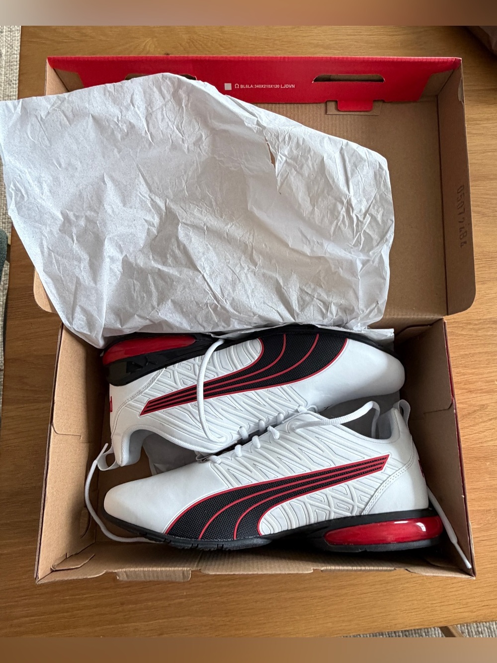 Puma Voltaic Evo Fast Men's Athletic Sneakers - Picture 10 of 12